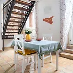 La Gorgone Ortigia Daire
